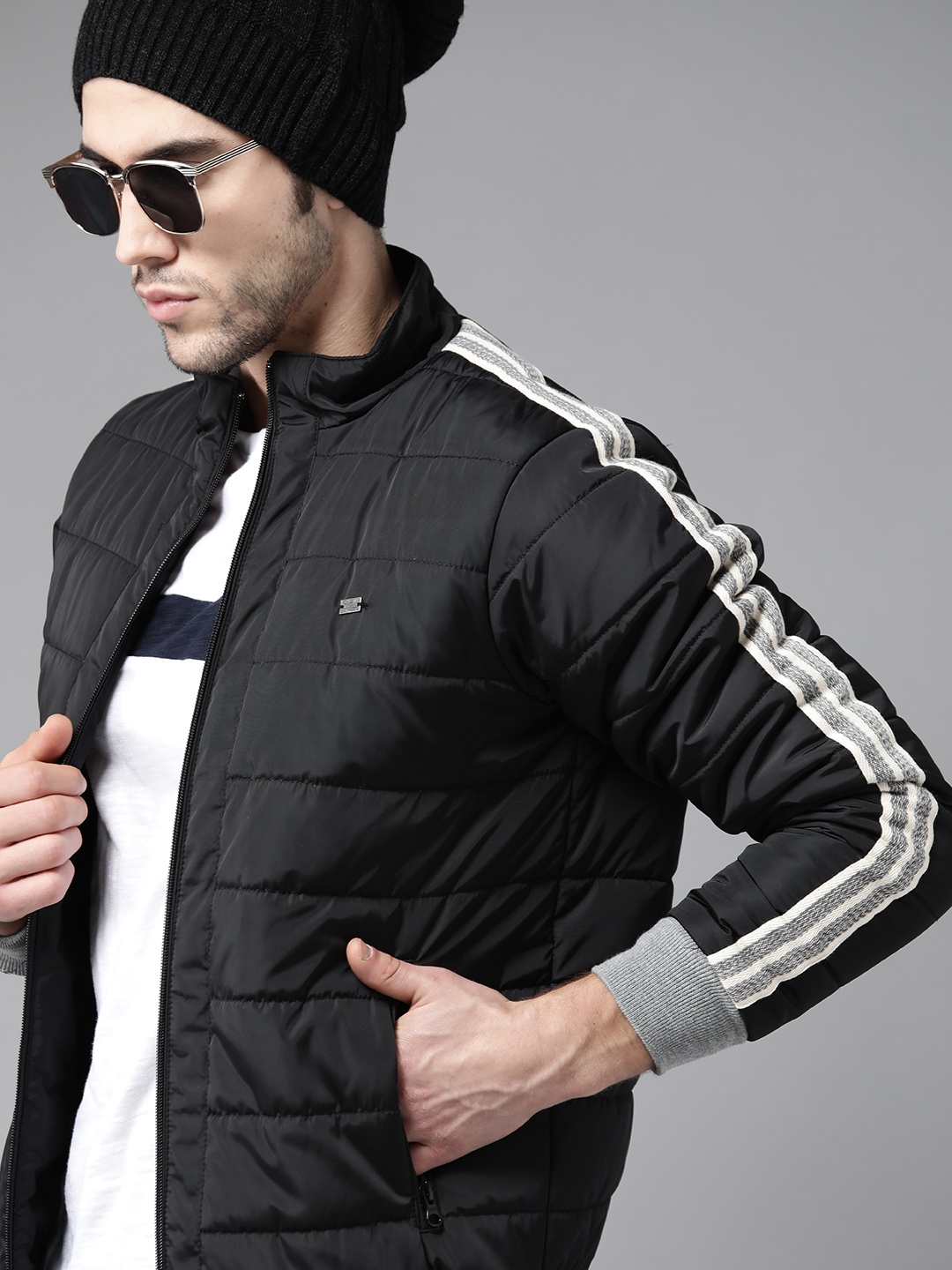 

Roadster Men Black Solid Padded Jacket