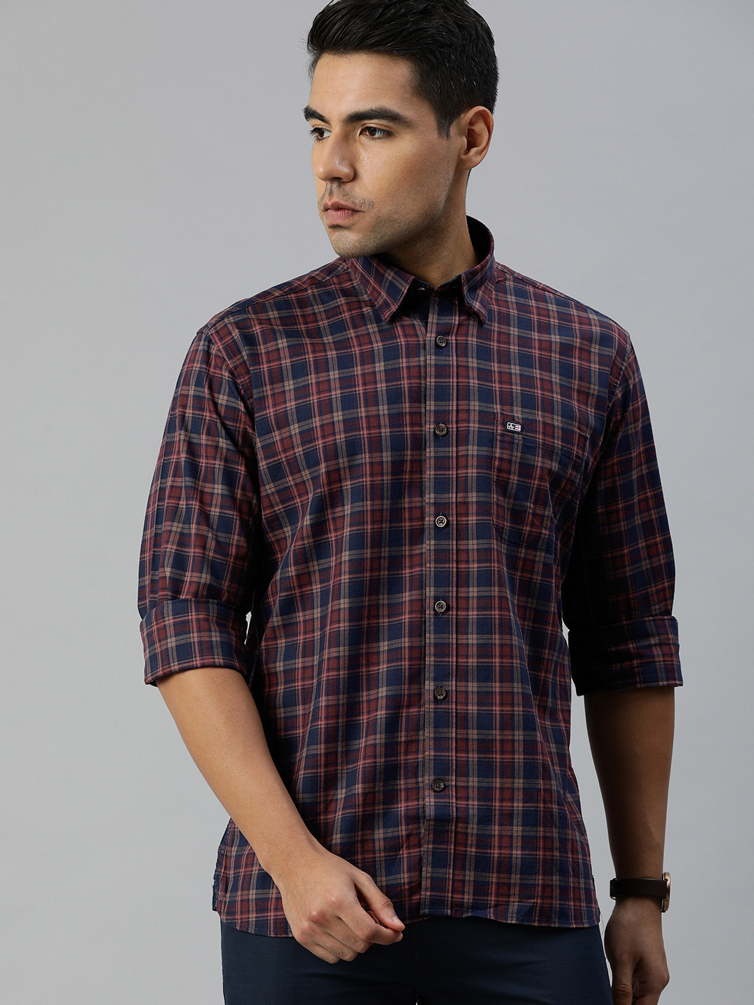 

Arrow Sport Men Brown & Navy Blue Regular Fit Checked Casual Shirt