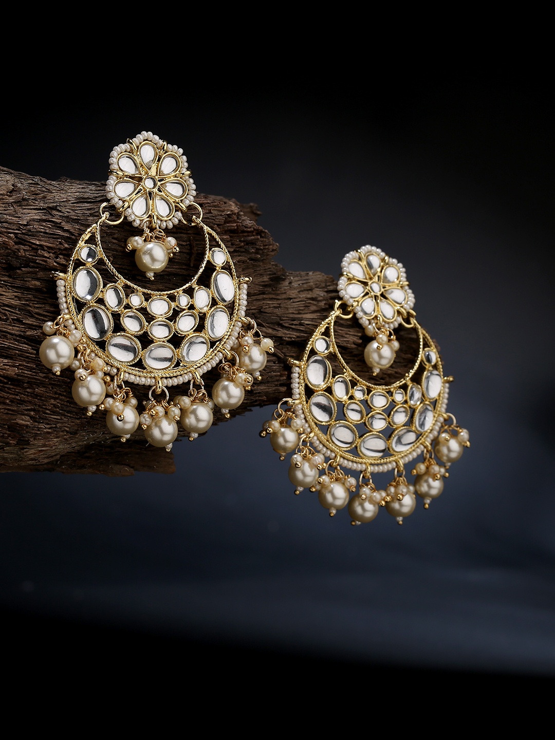 

LAIDA Gold-Plated Kundan Studded Chandbalis
