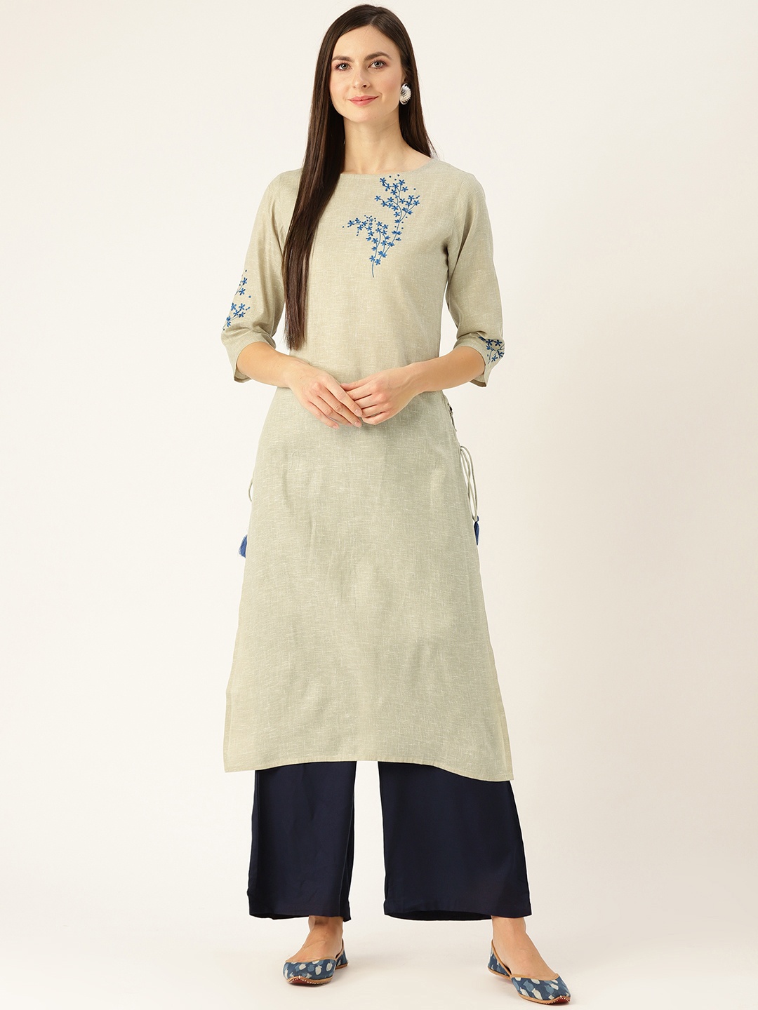 

Nayo Women Taupe Solid Straight Kurta with Embroidered Detail