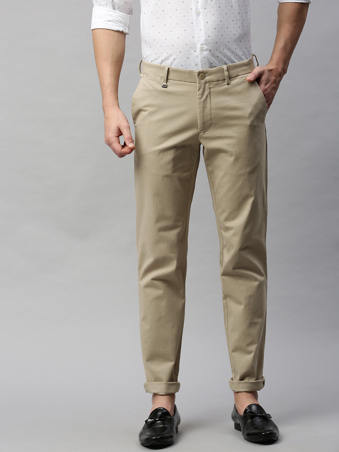 

Van Heusen Men Beige Slim Fit Solid Regular Trousers