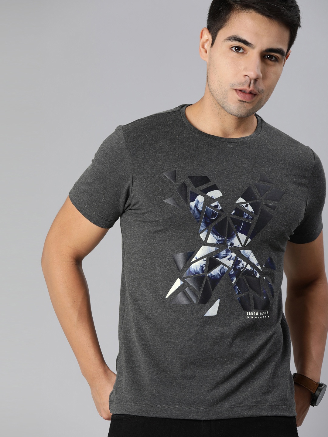 

Arrow New York Men Grey Printed Round Neck T-shirt
