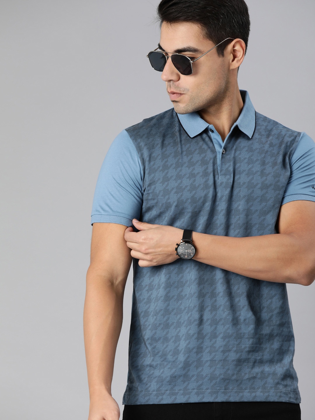 

Arrow New York Men Blue Printed Polo Collar Pure Cotton T-shirt