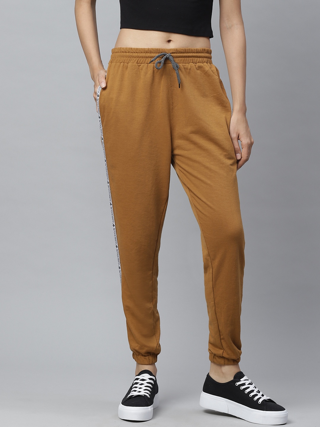 

Hubberholme Women Mustard Brown Slim Fit Solid Joggers