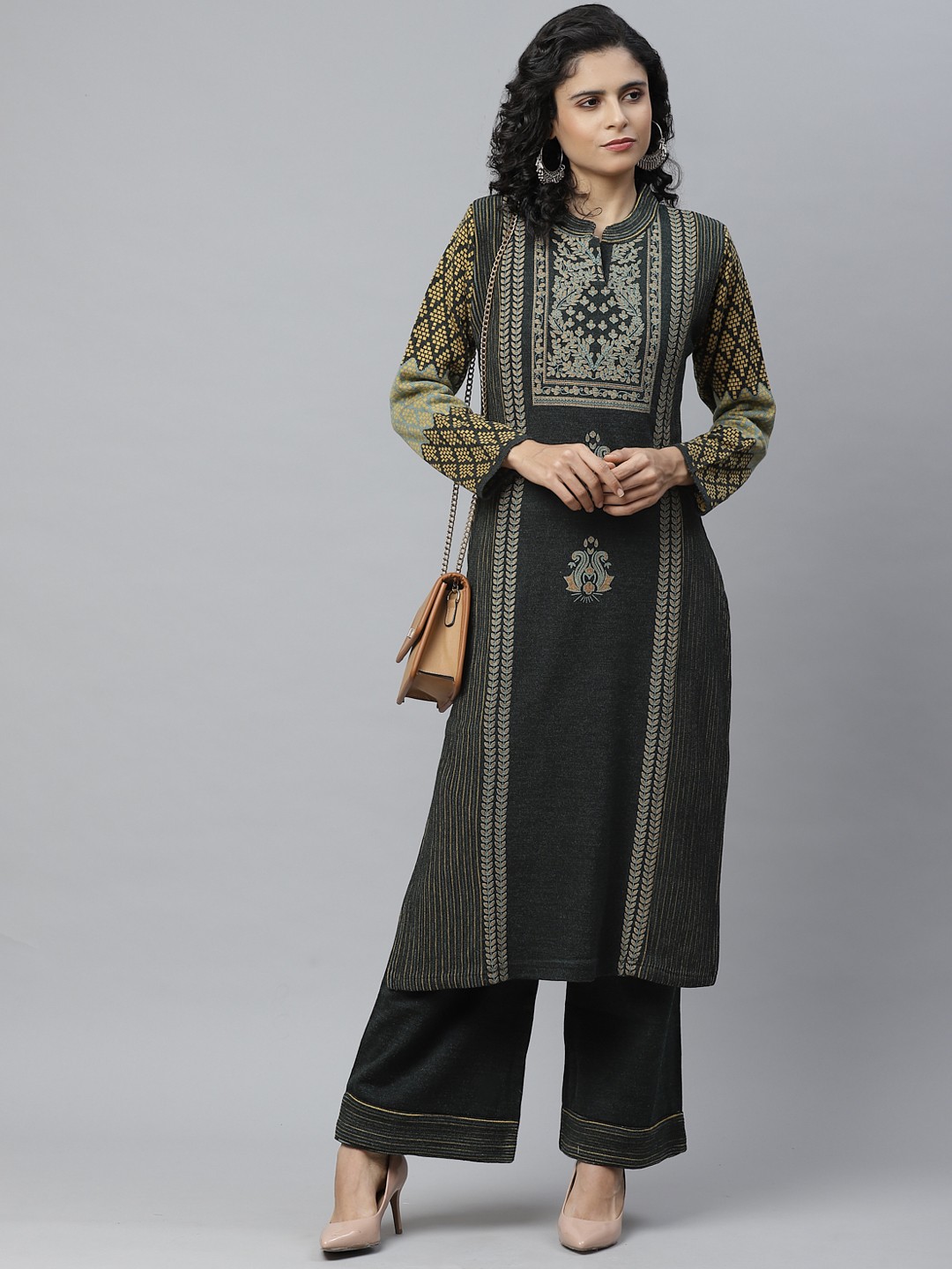 

Cayman Women Green & Golden Self-Design Pure Wool Winter Kurta with Palazzos