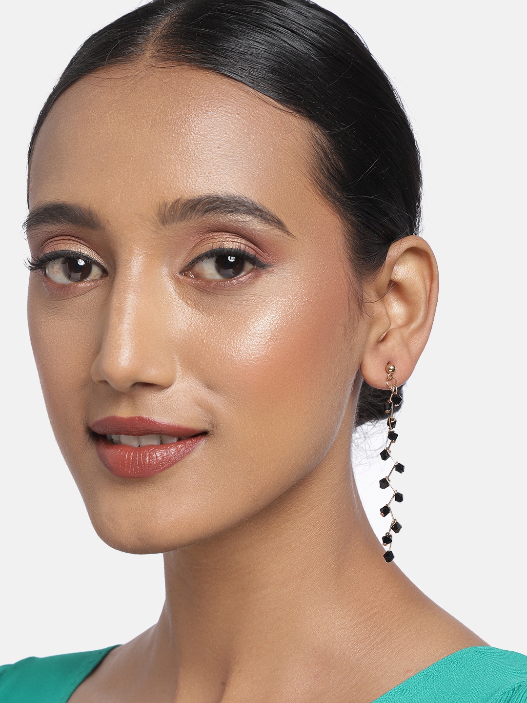 

Ayesha Set of 2 Gold Red & Silver Blue Contemporary Dangler Earrings, Black