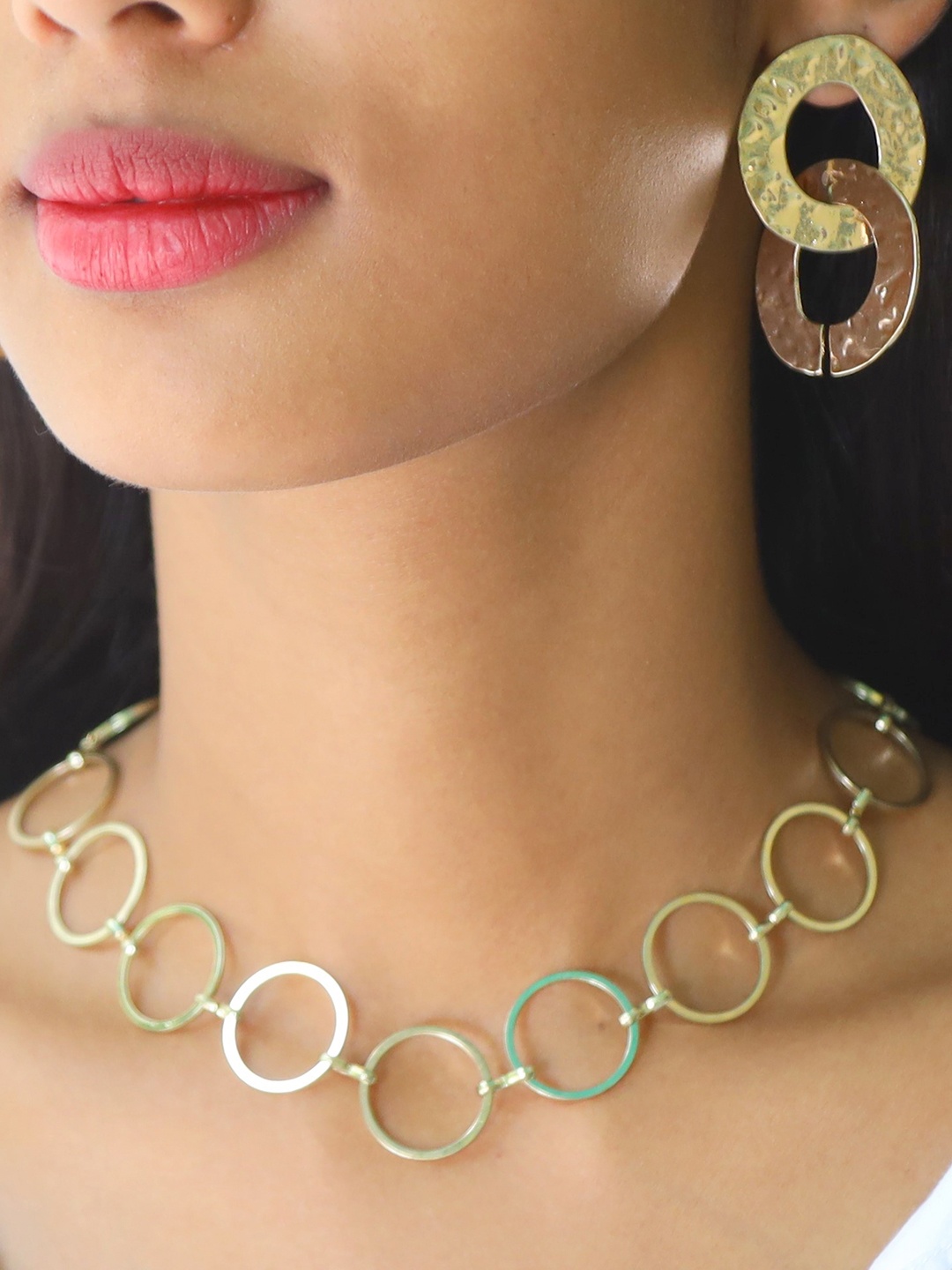 

Ayesha Gold-Toned Contemporary Jewellery Set