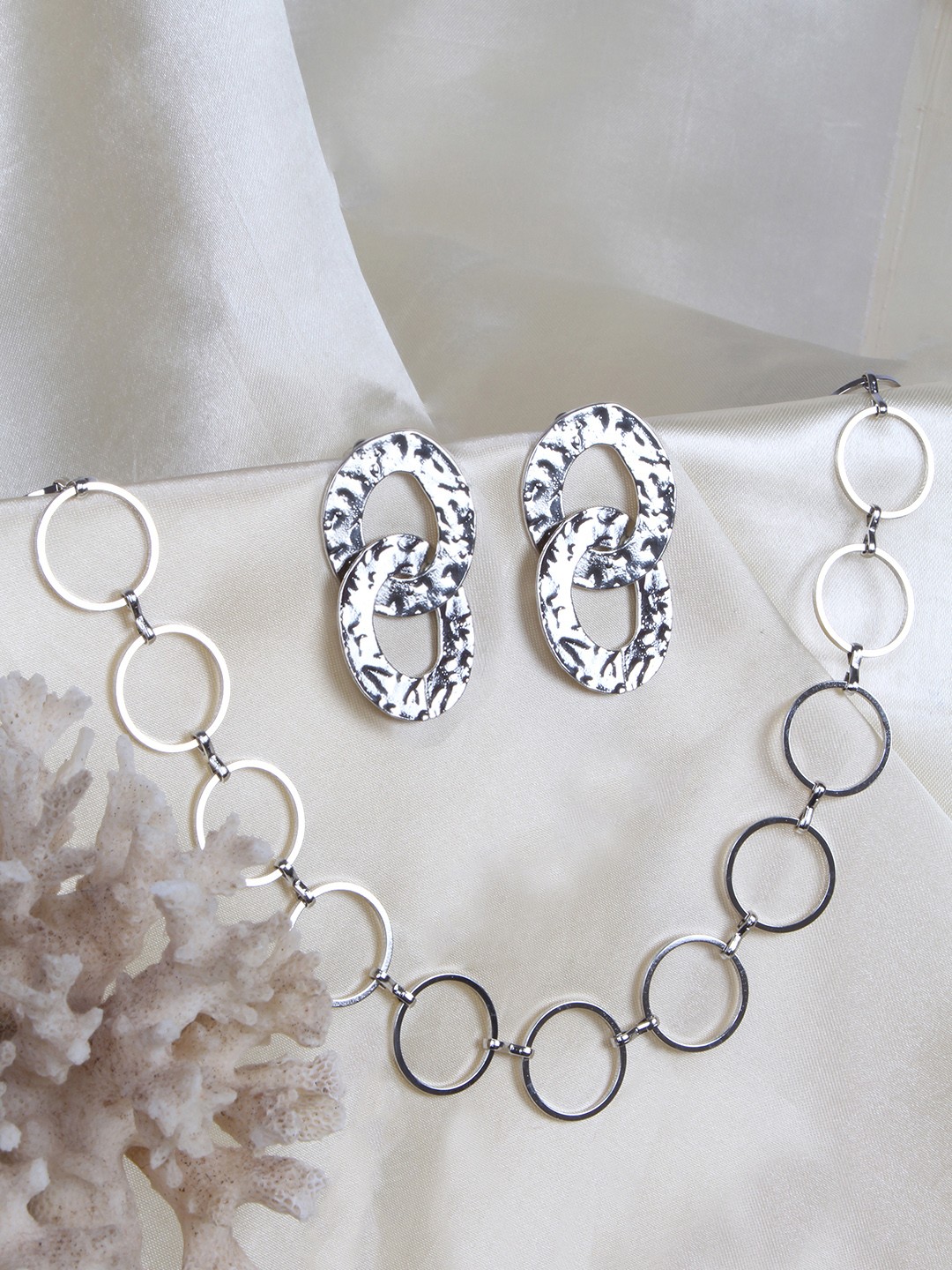 

Ayesha Silver-Toned Contemporary Jewellery Set
