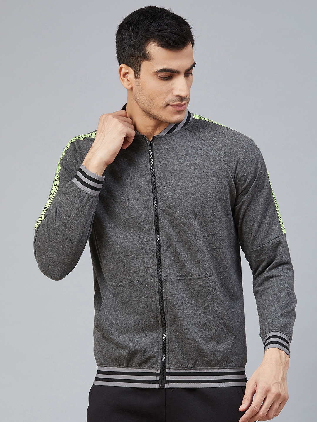 

Hubberholme Men Charcoal Grey Solid Sweatshirt