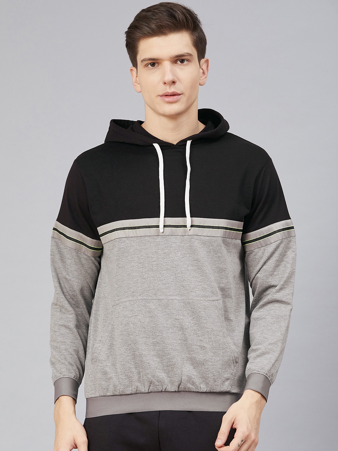 

Hubberholme Men Grey Melange & Black Colourblocked Hooded Sweatshirt