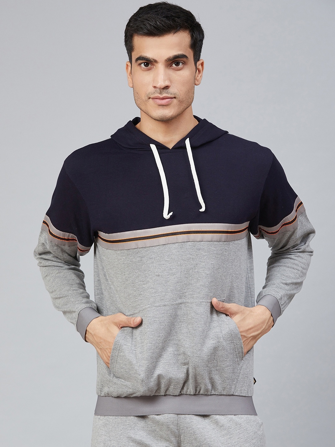 

Hubberholme Men Grey Melange & Navy Colourblocked Hooded Sweatshirt