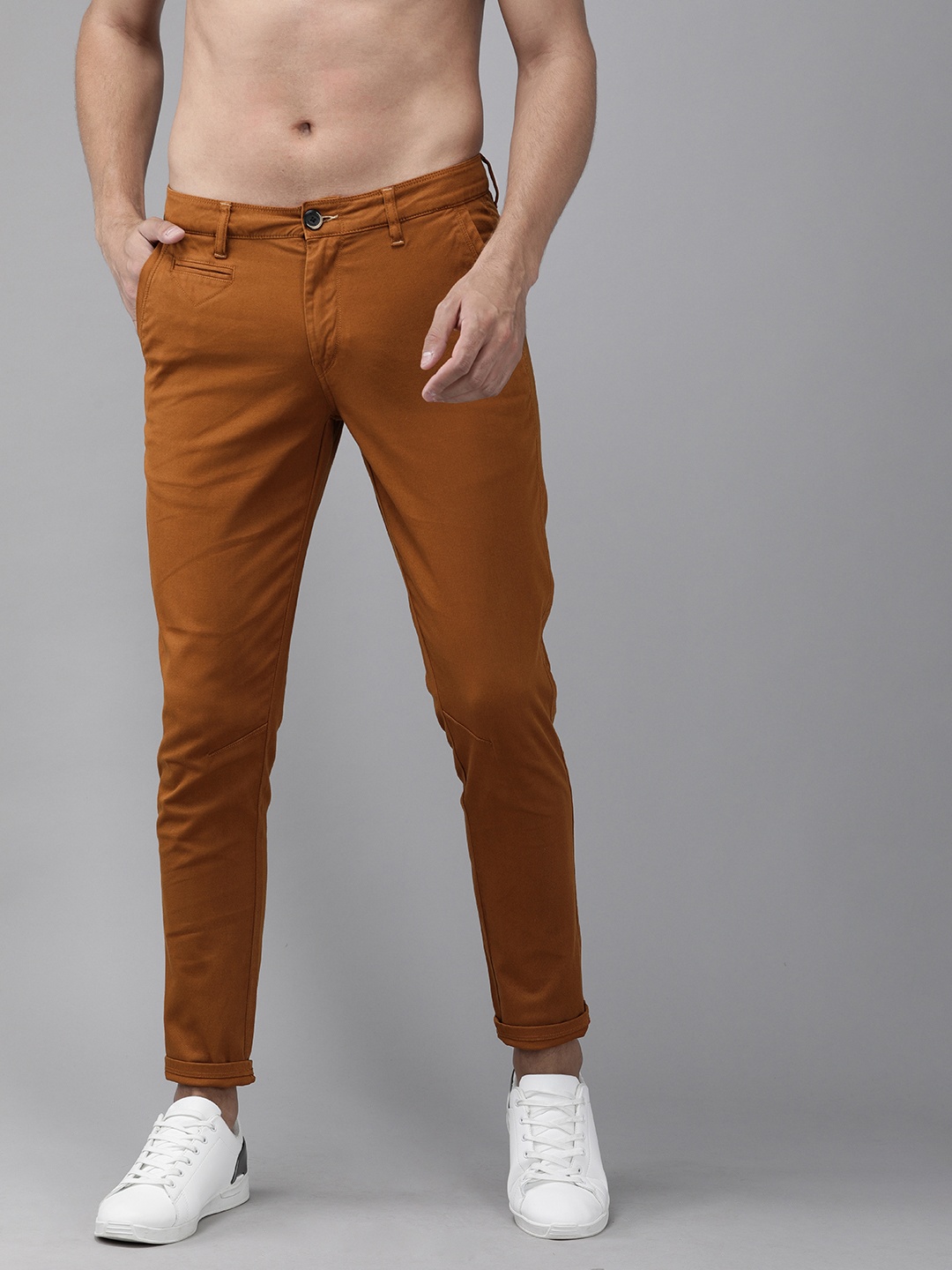 

Roadster Men Rust Brown Slim Fit Solid Chinos