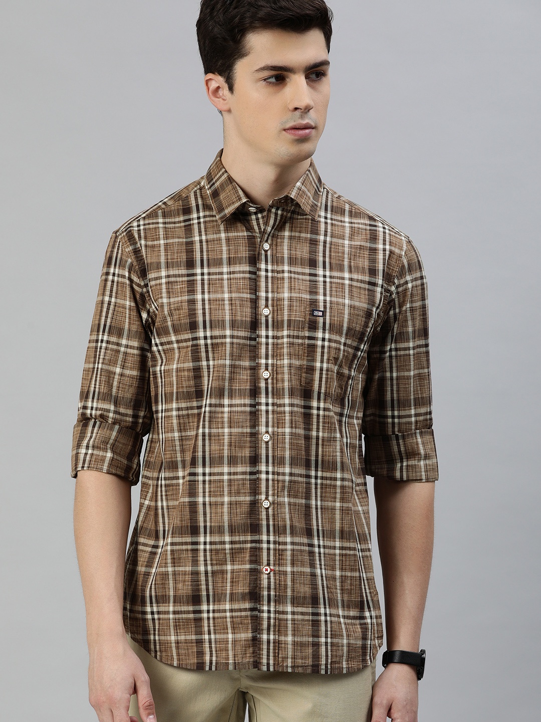 

Arrow Sport Men Brown & Beige Slim Fit Checked Casual Shirt