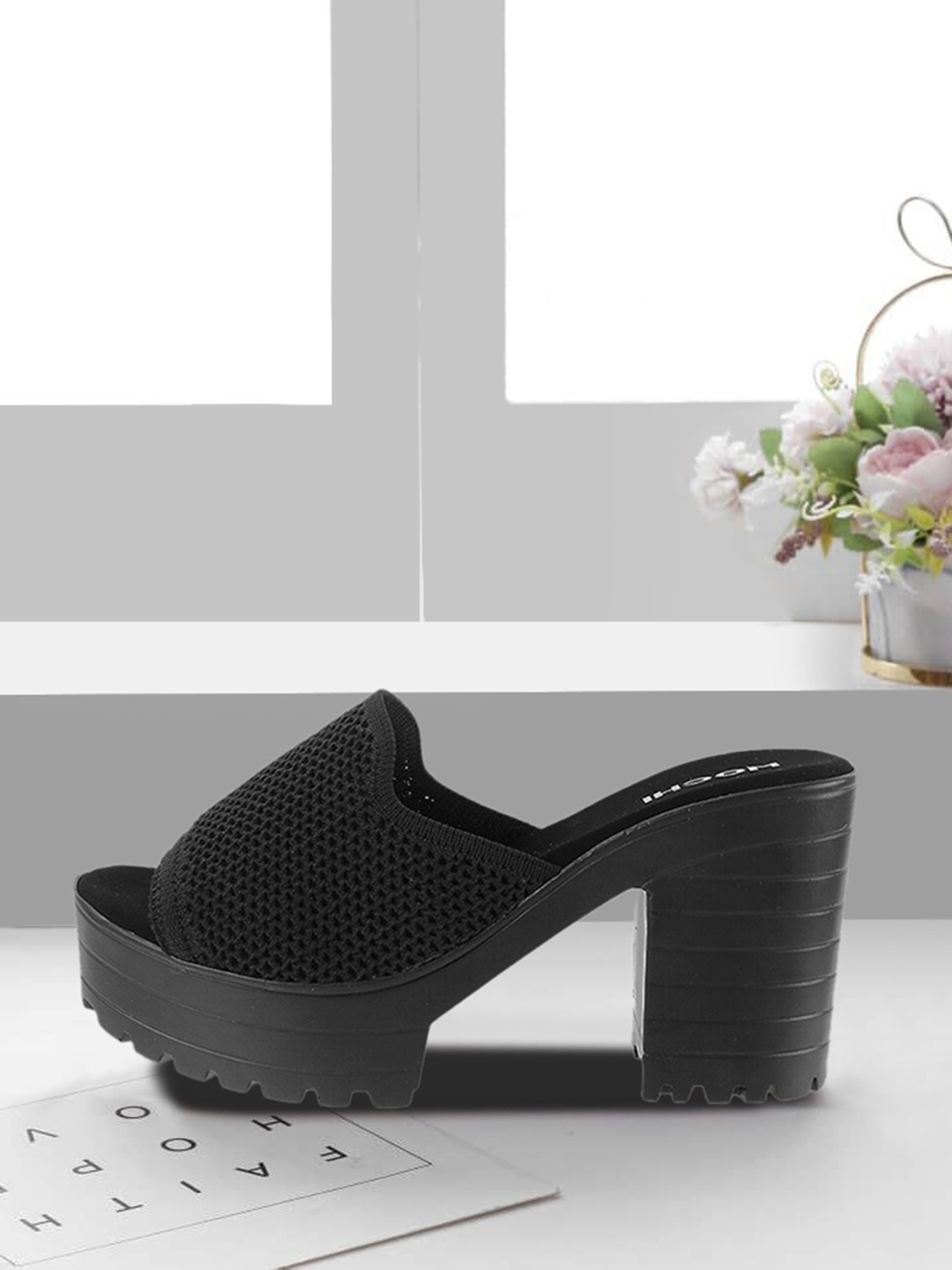 

Mochi Women Black Solid Peep Toes