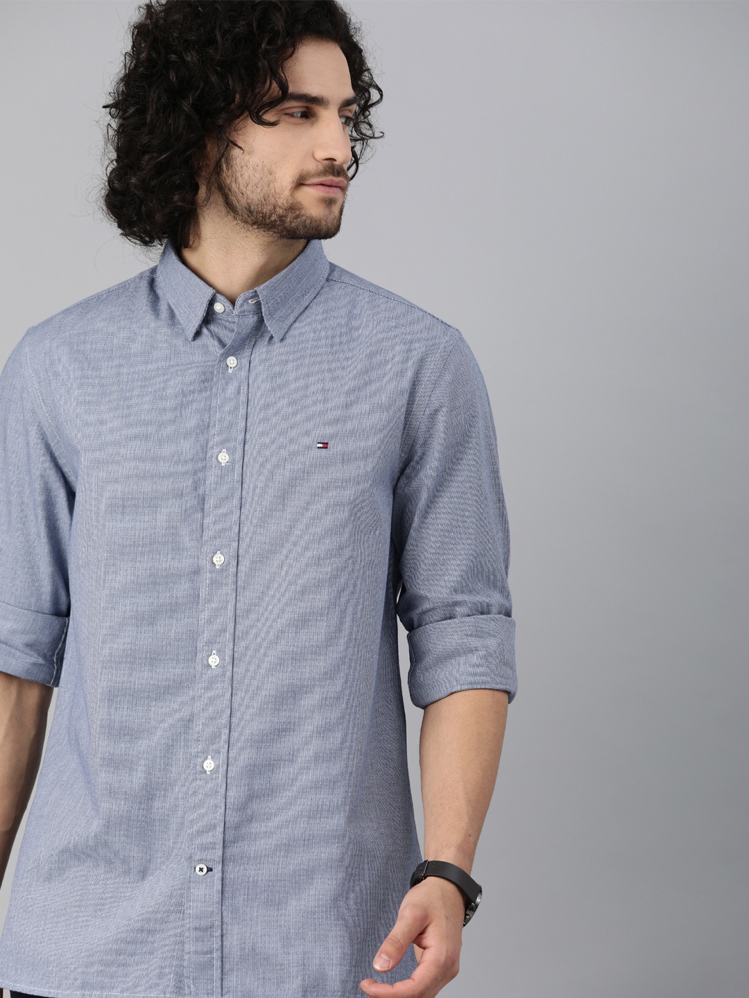 

Tommy Hilfiger Men Blue Slim Fit Self Design Casual Shirt