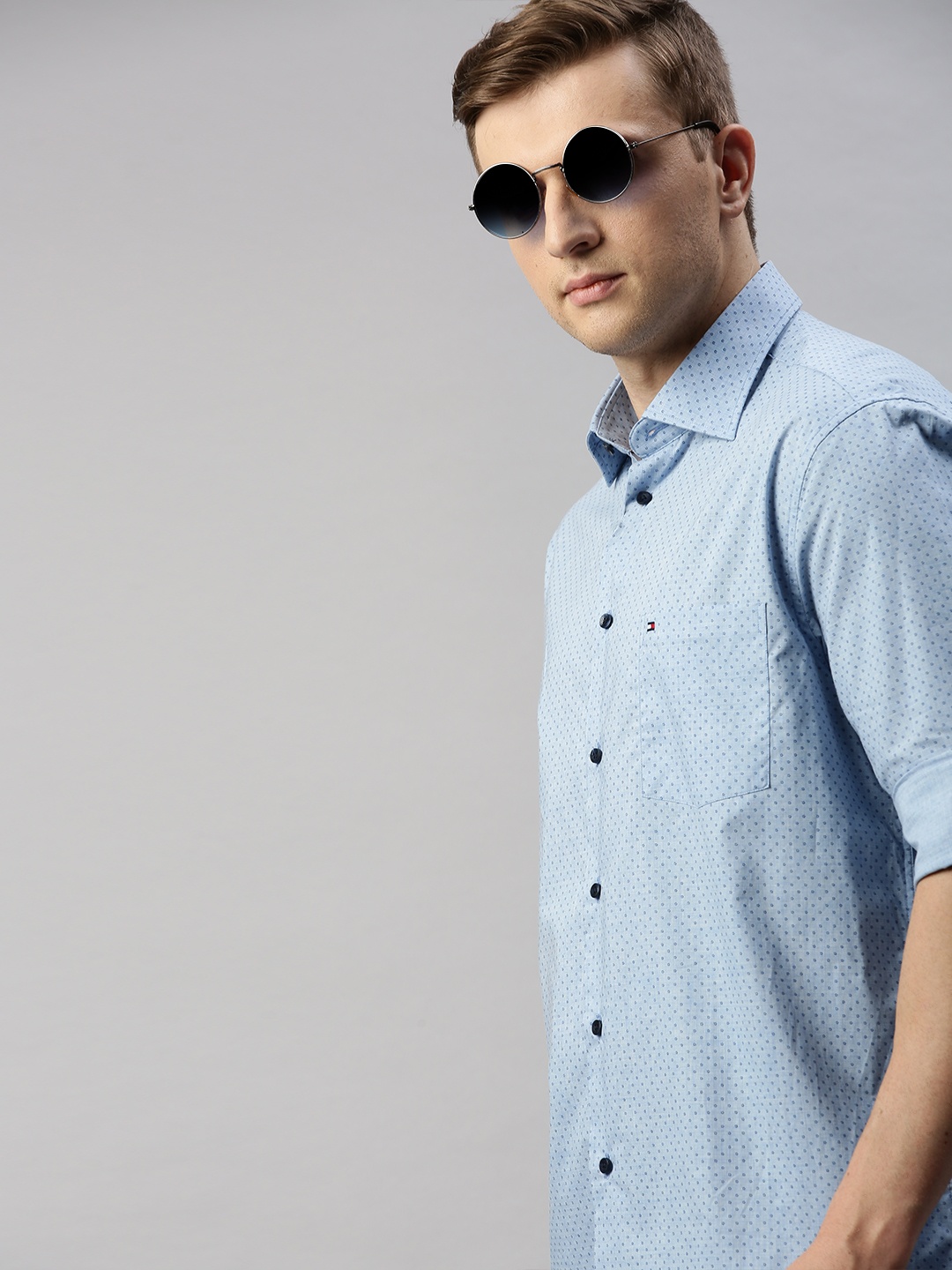 

Tommy Hilfiger Men Blue Regular Fit Printed Casual Shirt