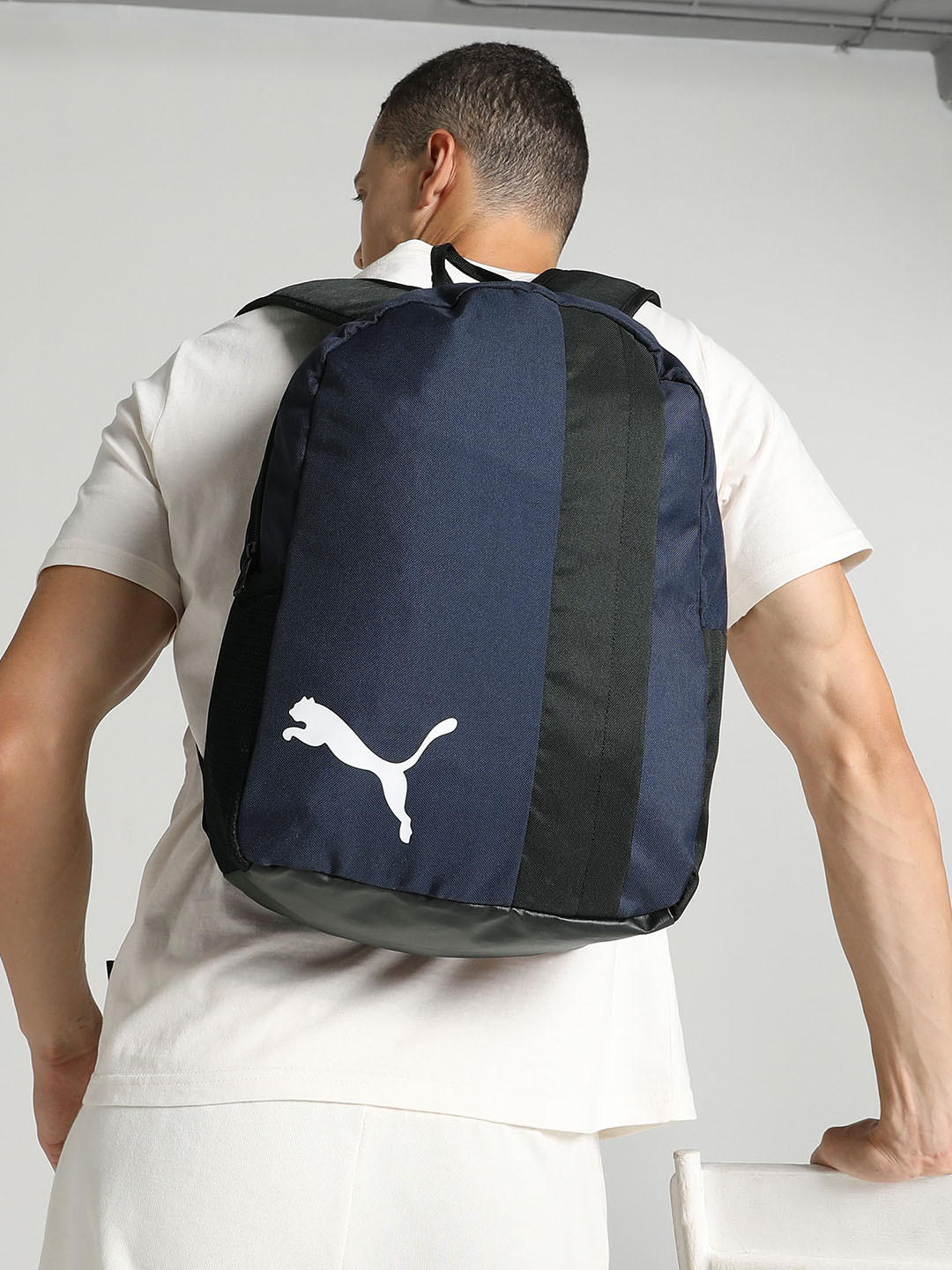 

Puma Unisex Navy Blue & Black teamGOAL 23 Backpack