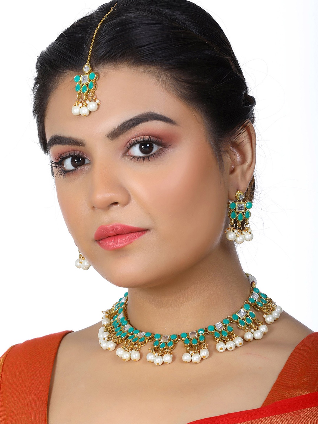 

KARATCART Gold-Plated Blue & White Kundan & Stone-Studded Beaded Handcrafted Jewellery Set