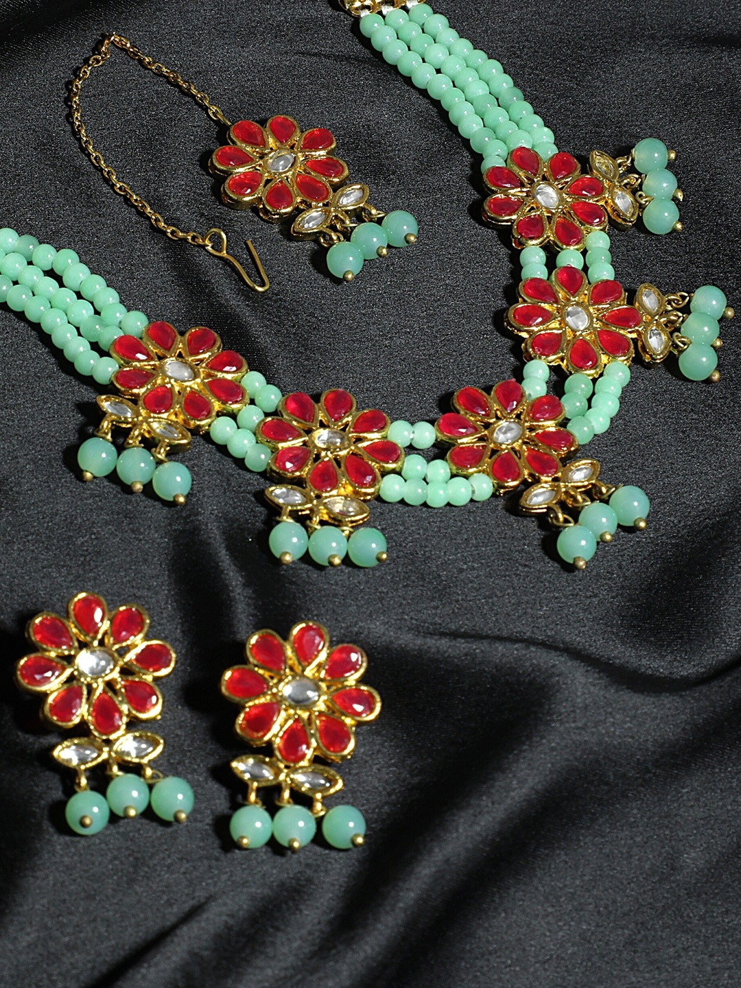 

KARATCART Gold-Plated Lime Green & Red Kundan-Studded Beaded Handcrafted Jewellery Set