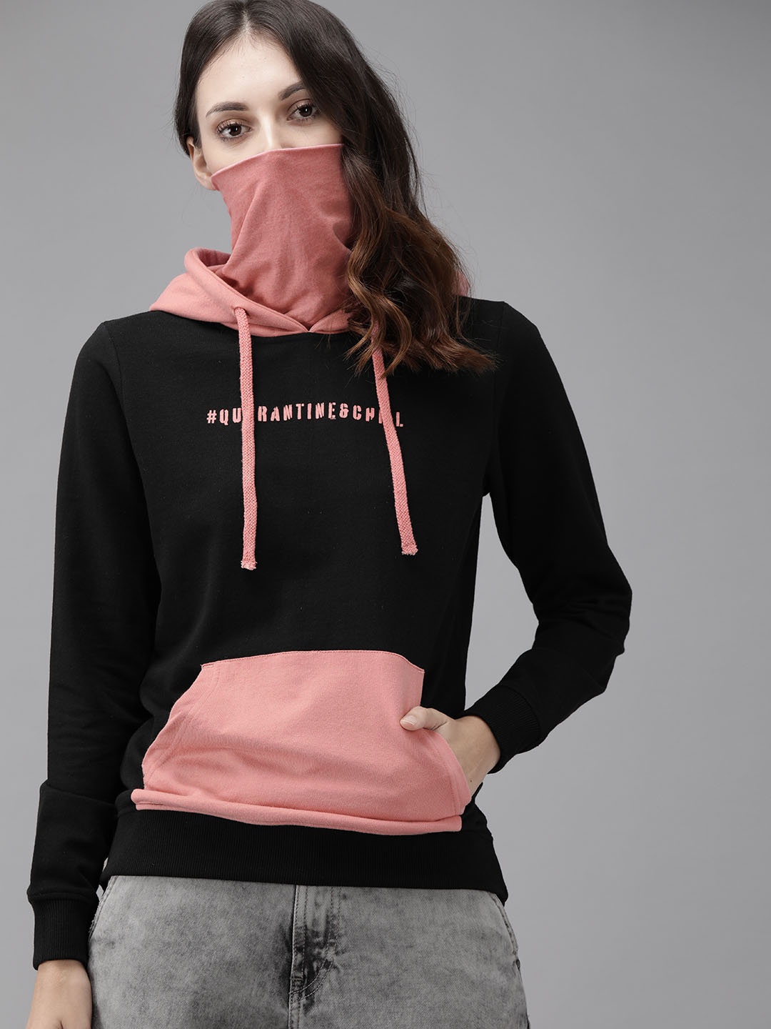 

Roadster Women Black Pink Printed Hooded Sweatshirt