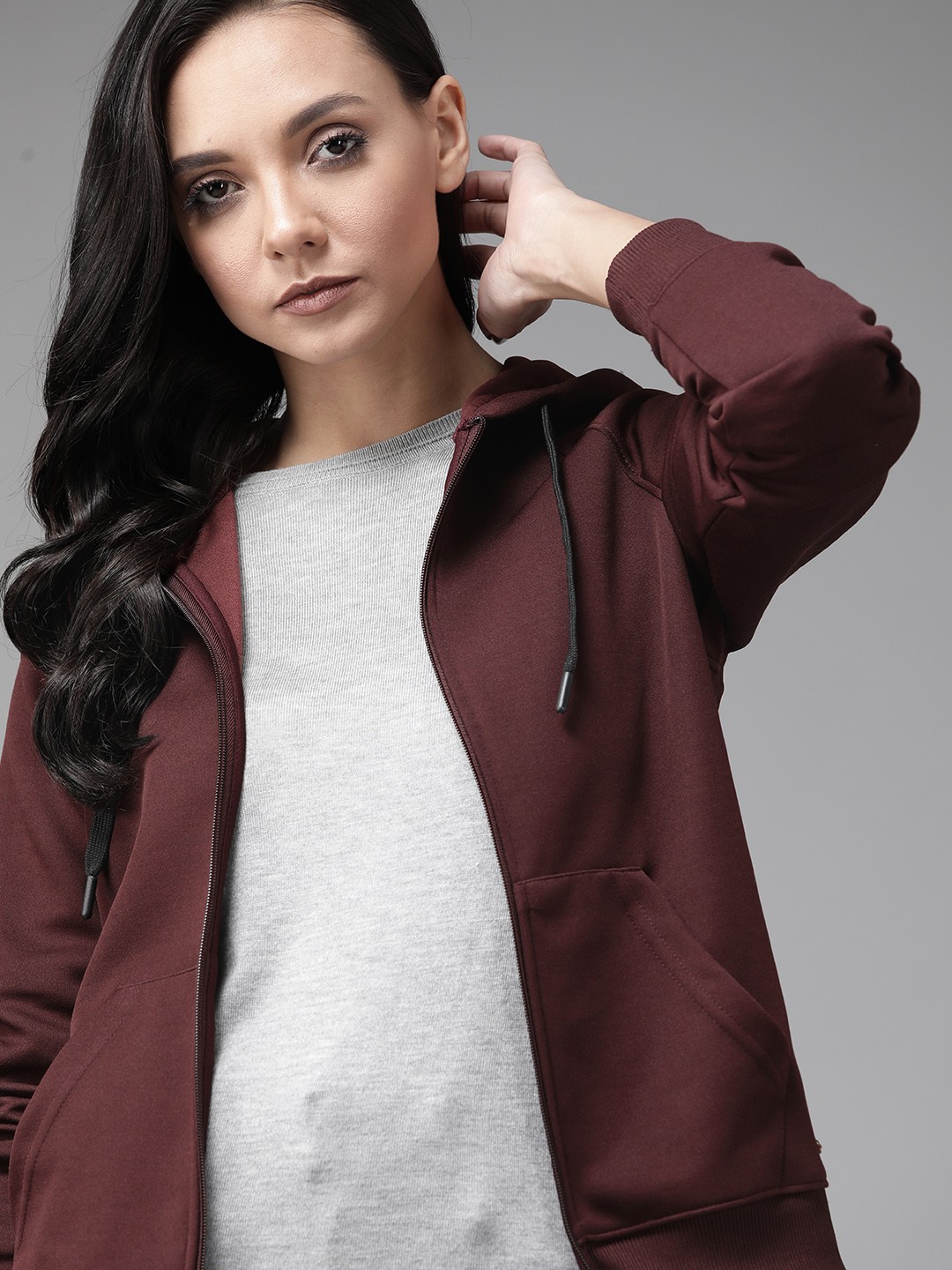 

Roadster Women Burgundy Solid Lightweight Hooded Convertible Sweatshirt