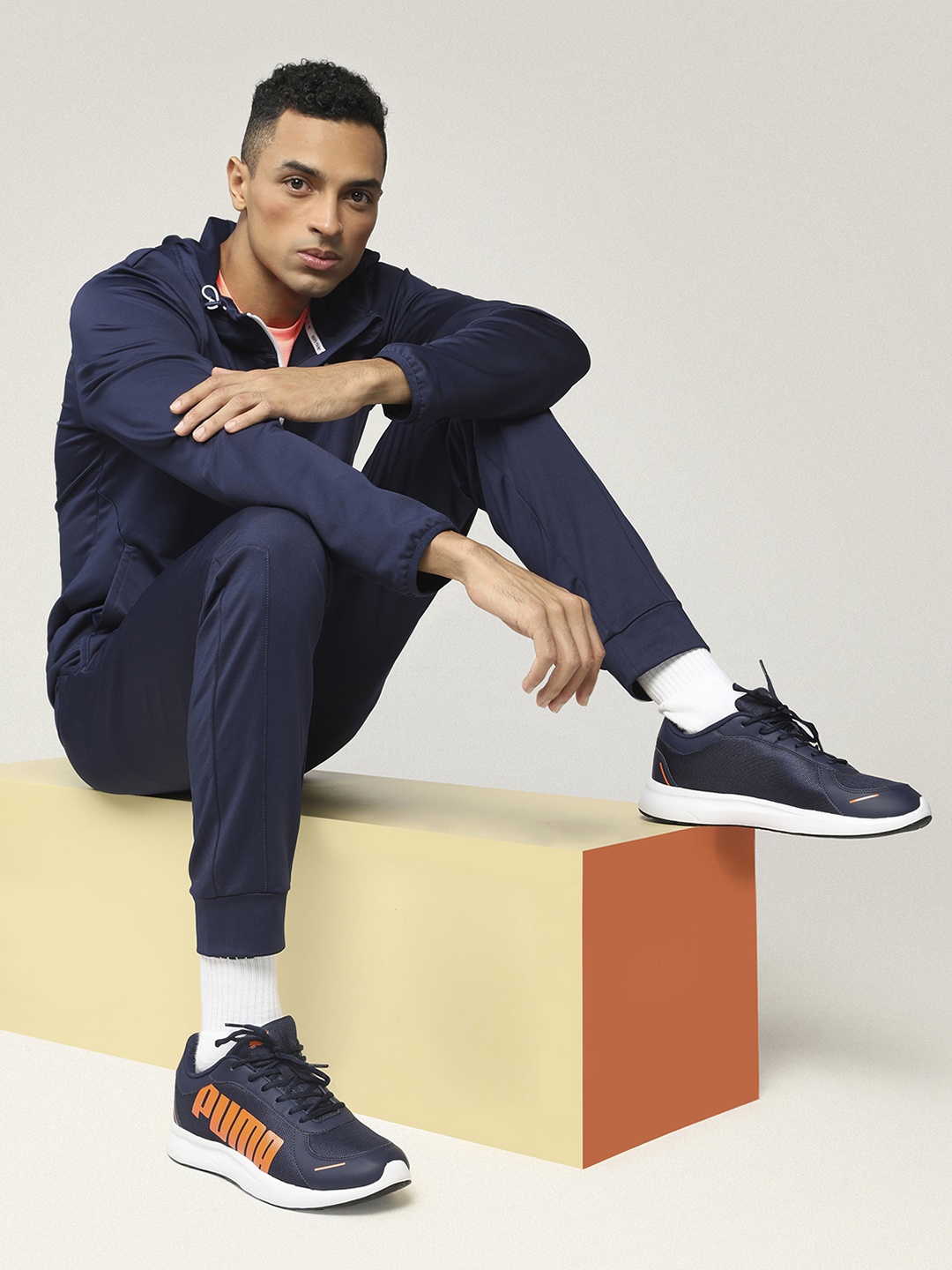 

Puma Men Blue Printed Sneakers