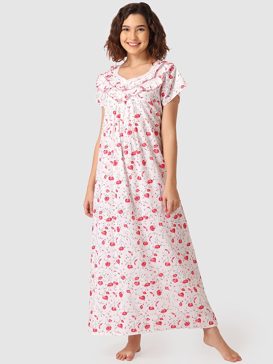 

Vemante White & Pink Floral Print Nightdress
