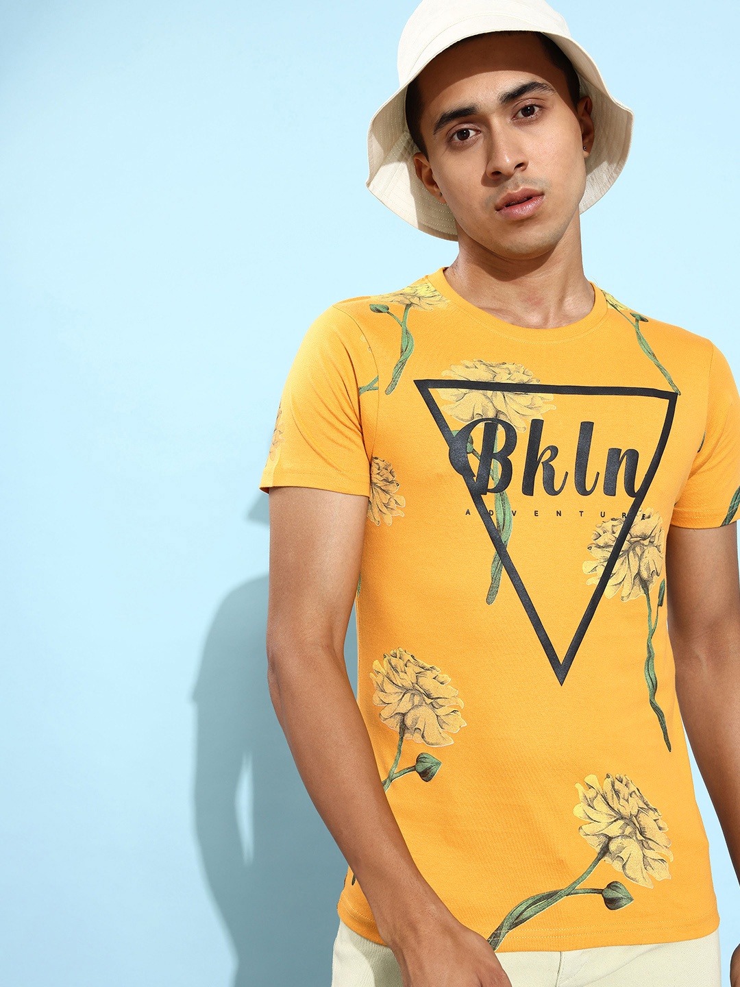 

Moda Rapido Men Mustard Yellow Black Floral Printed Round Neck Pure Cotton T-shirt