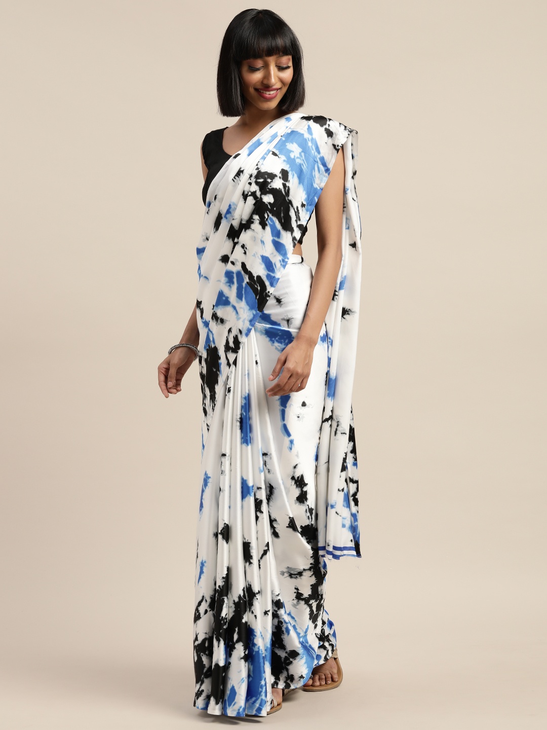 

Mitera White & Blue Ombre Printed Saree