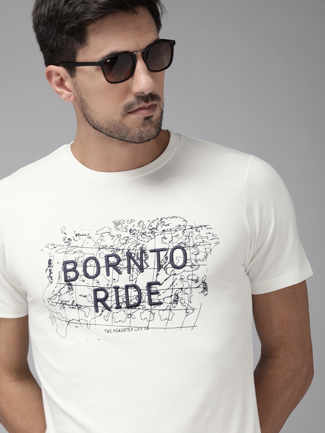 

Roadster Men White & Black Typography Print Round Neck Pure Cotton T-shirt