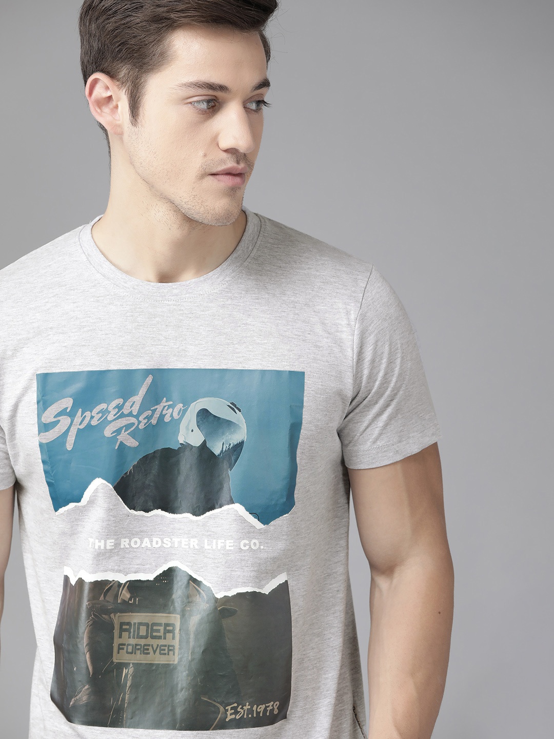 

Roadster Men Grey Melange Printed Round Neck T-shirt