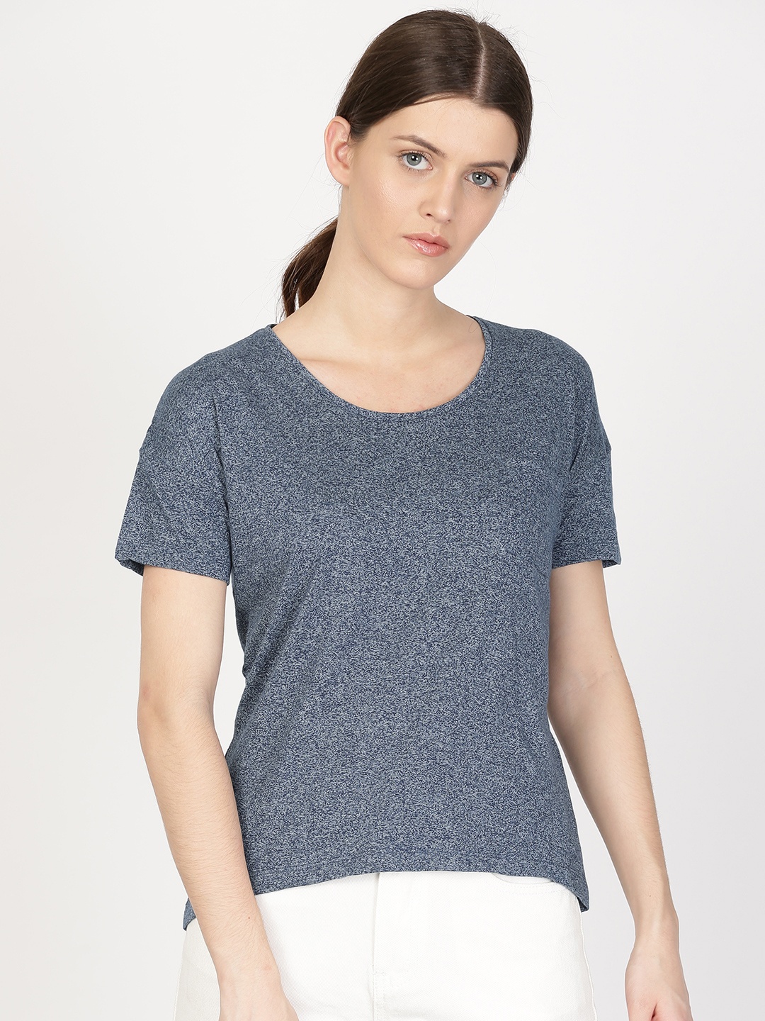 

ether Women Blue Solid Round Neck T-shirt