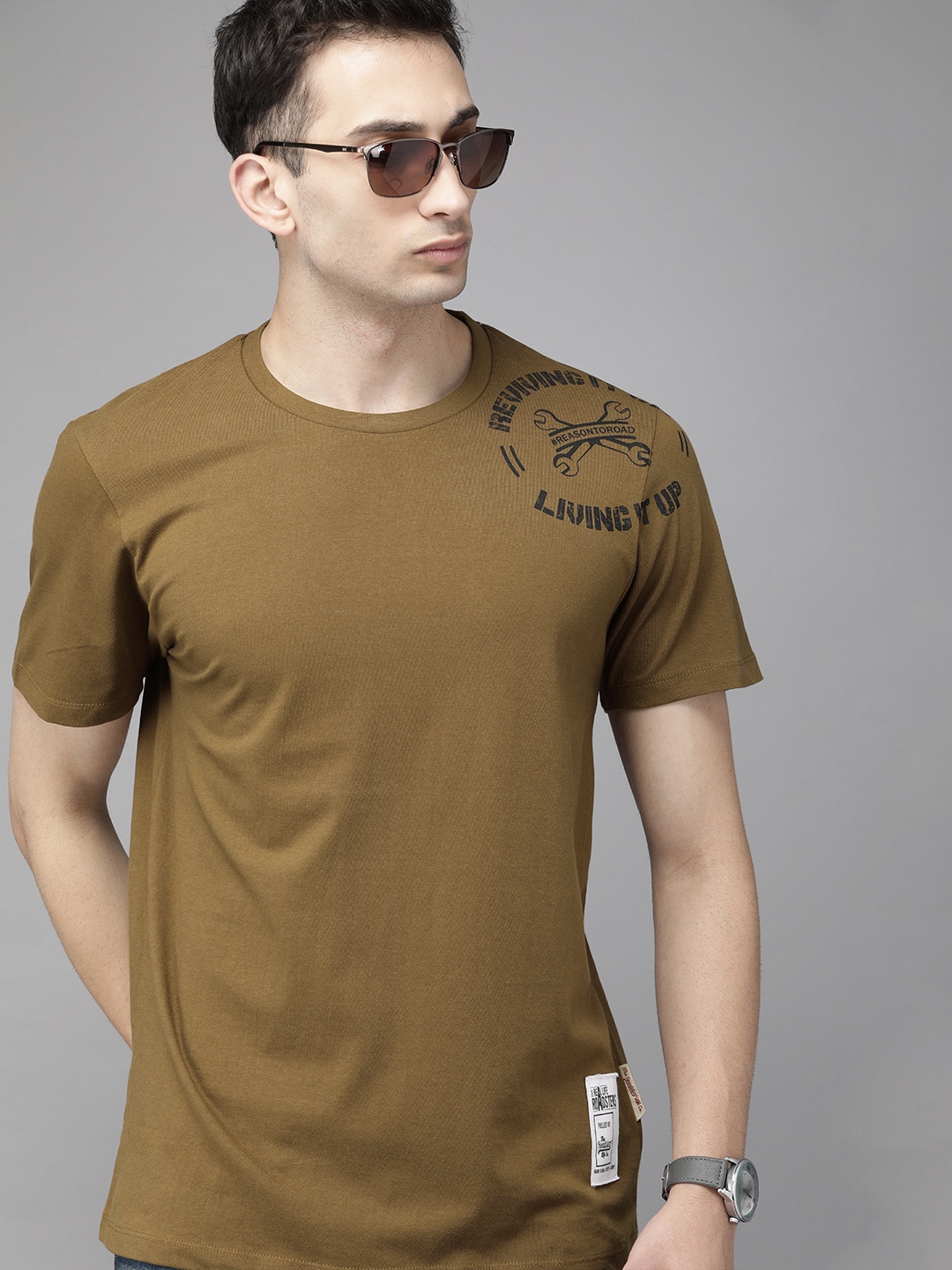 

Roadster Men Olive Brown Printed Cotton Round Neck Pure Cotton T-shirt