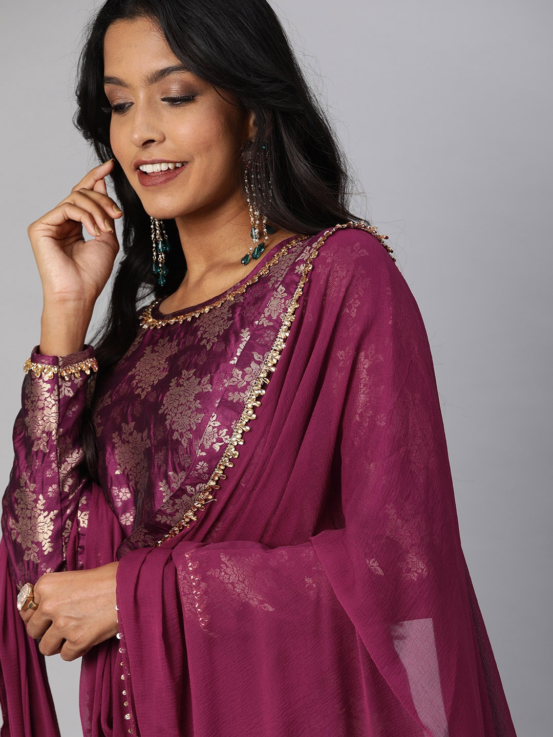 

Inddus Women Magenta Pink & Gold-Toned Woven Design Kurta with Sharara & Dupatta