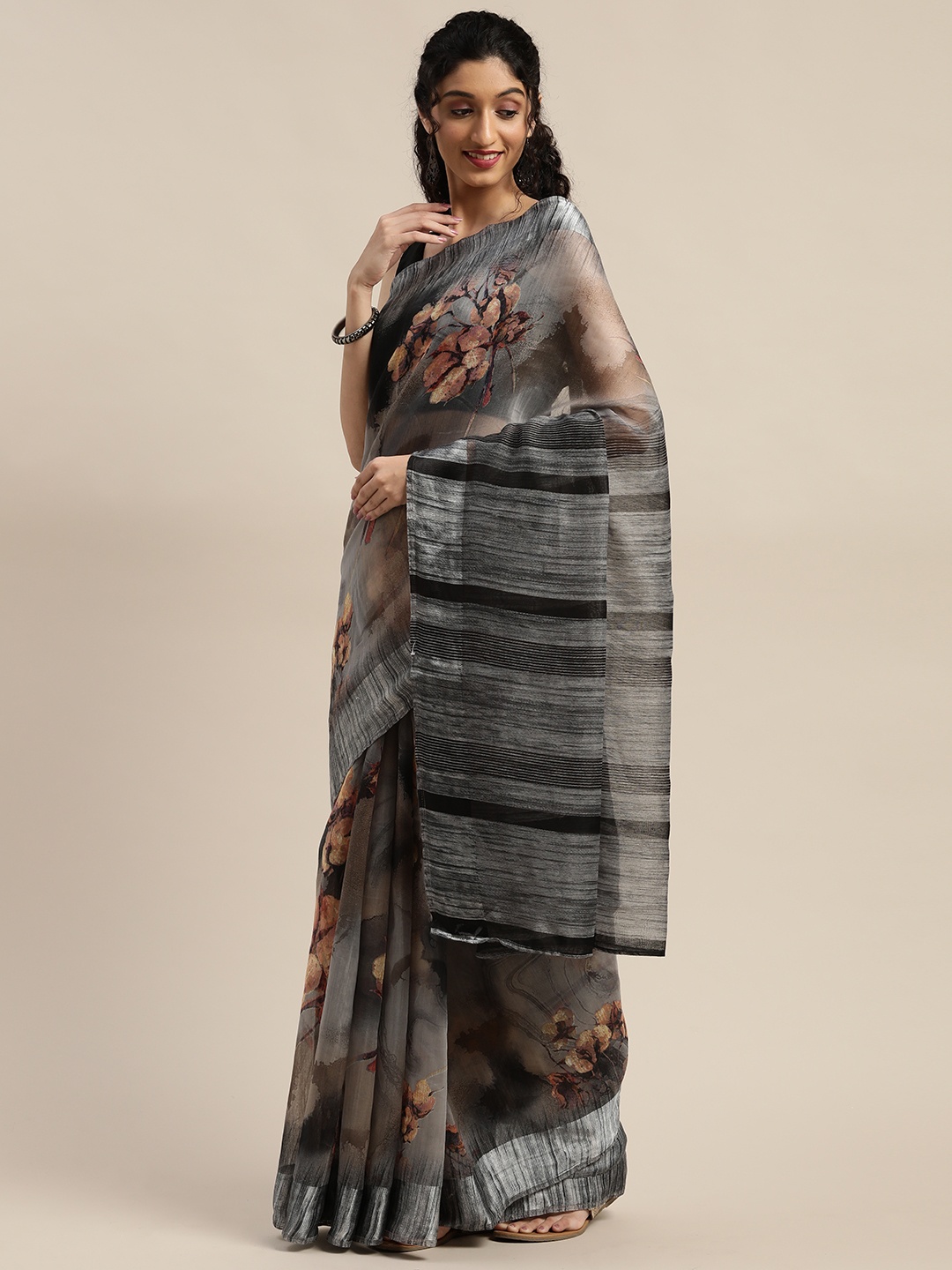 

Mirchi Fashion Grey & Peach-Coloured Polycotton Floral Printed Saree