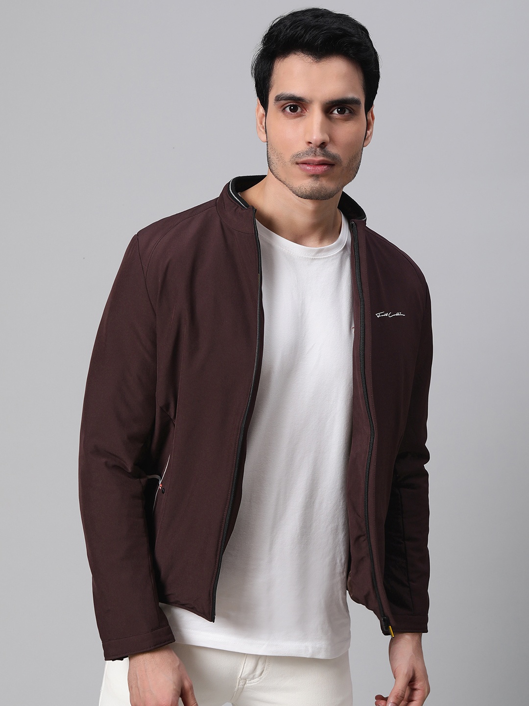 

Fort Collins Men Maroon Solid Tailored Jacket