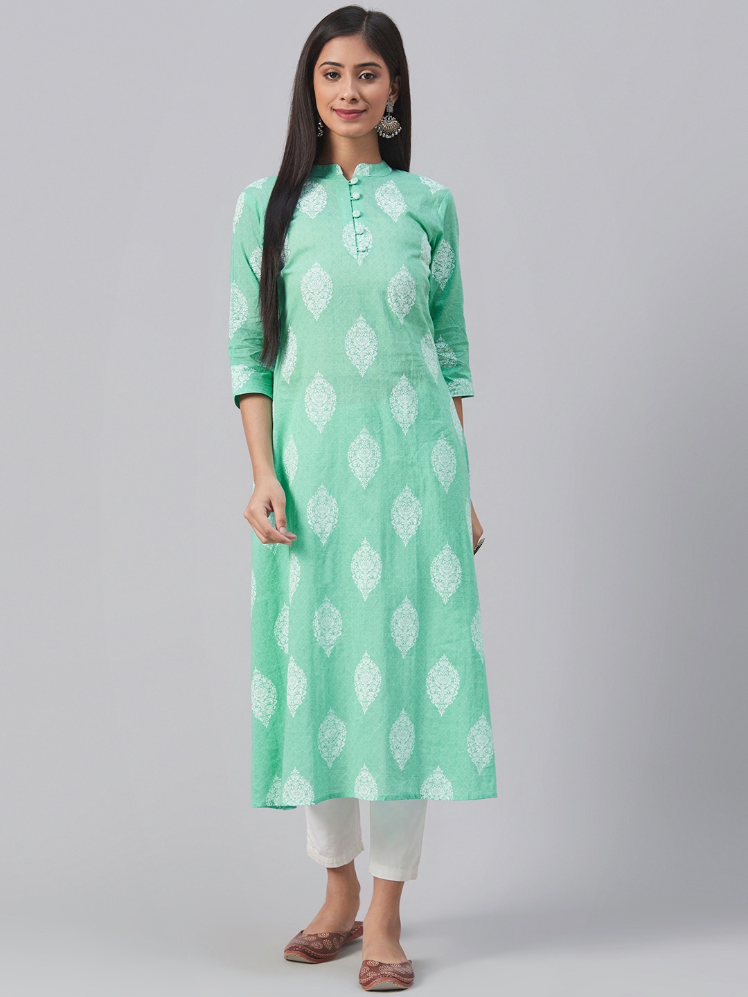 

AHIKA Women Green & White Ethnic Motif Print A-line Kurta