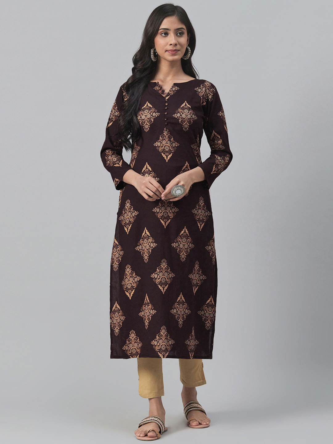 

AHIKA WomenCoffee Brown & Beige Ethnic Print Straight Kurta, Coffee brown