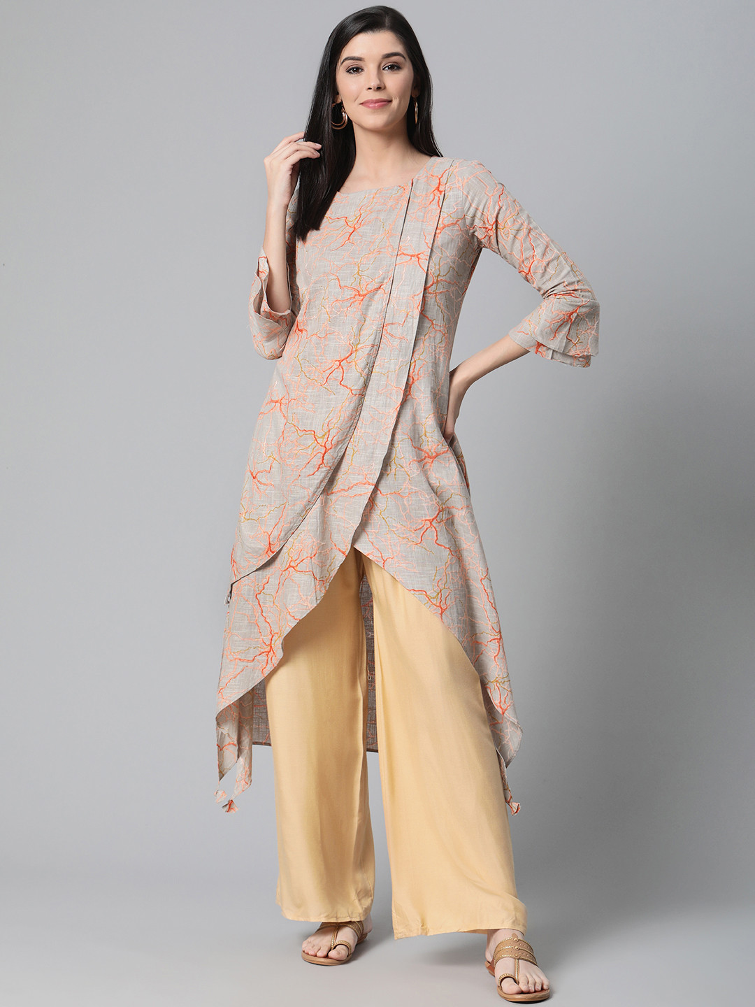 

AHIKA Women Grey & Peach-Coloured Printed High-Low Layered A-Line Kurta