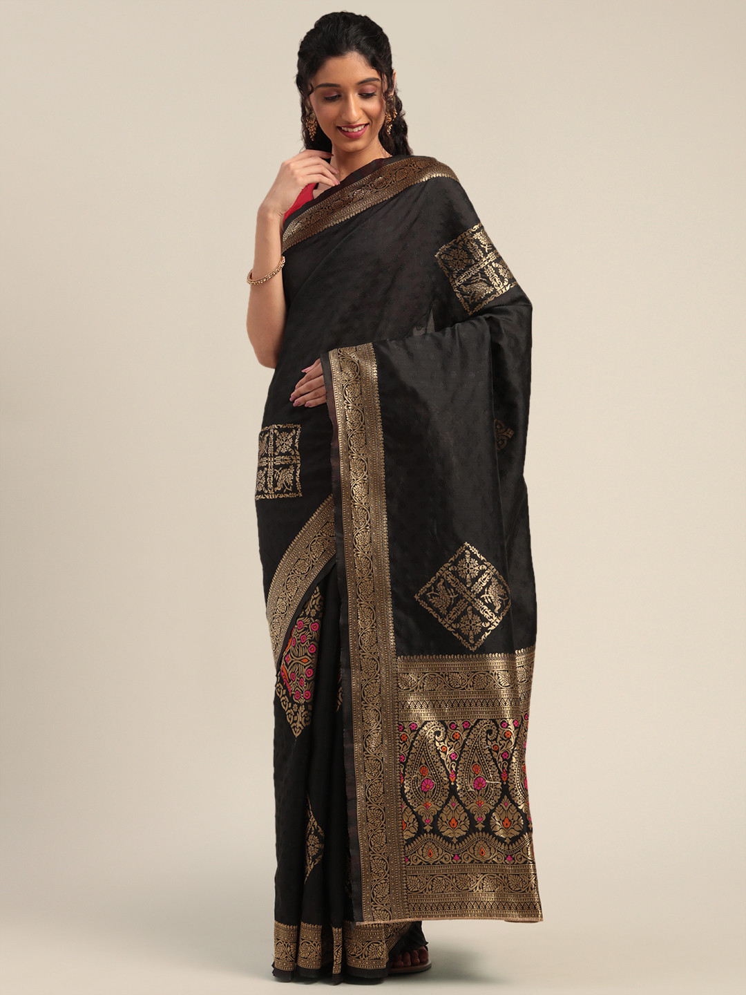 

Mitera Black & Golden Silk Blend Woven Design Paithani Saree