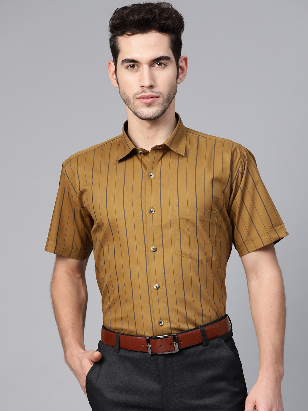 

MANQ Men Brown & Navy Blue Slim Fit Striped Semiformal Shirt