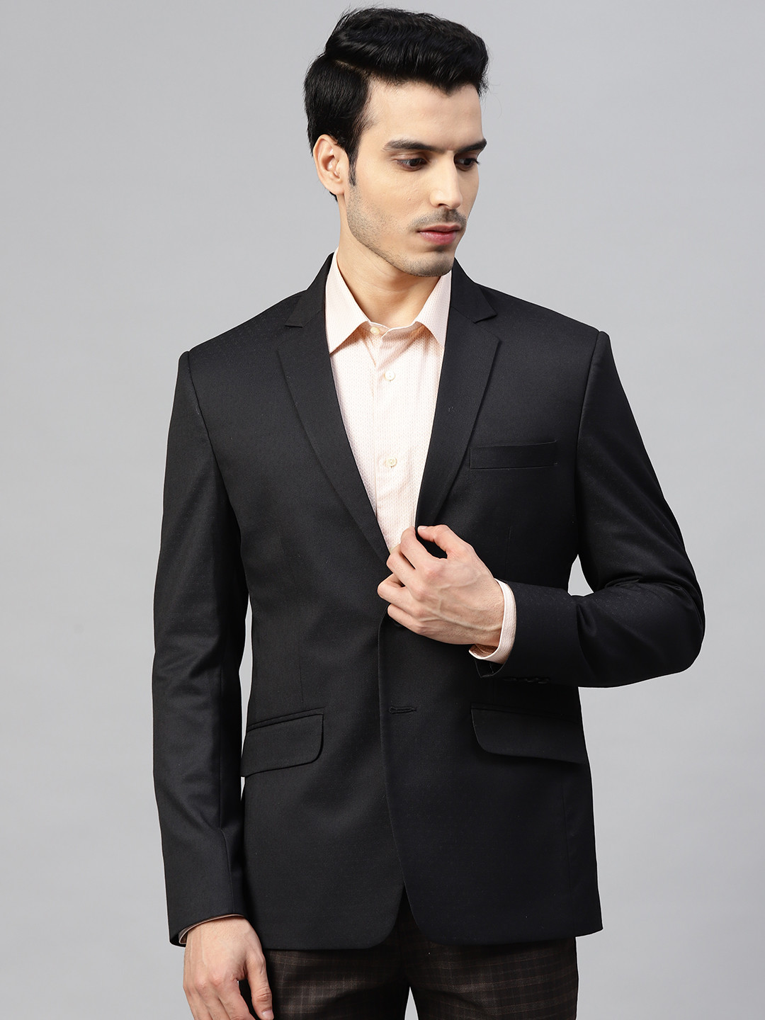 

MANQ Men Black Solid Slim Fit Single-Breasted Formal Blazer
