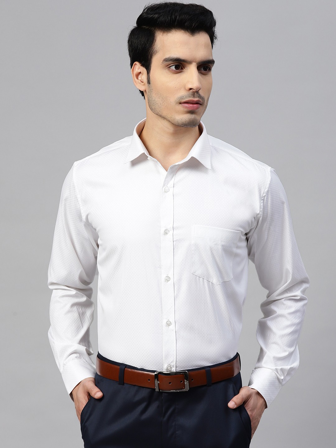 

MANQ Men White Regular Fit Self Design Formal Shirt