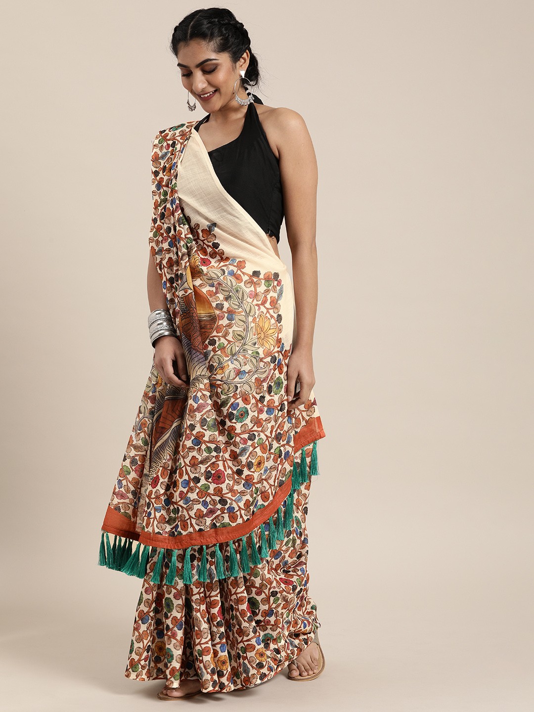 

VASTRANAND White & Rust Red Linen Blend Kalamkari Printed Saree