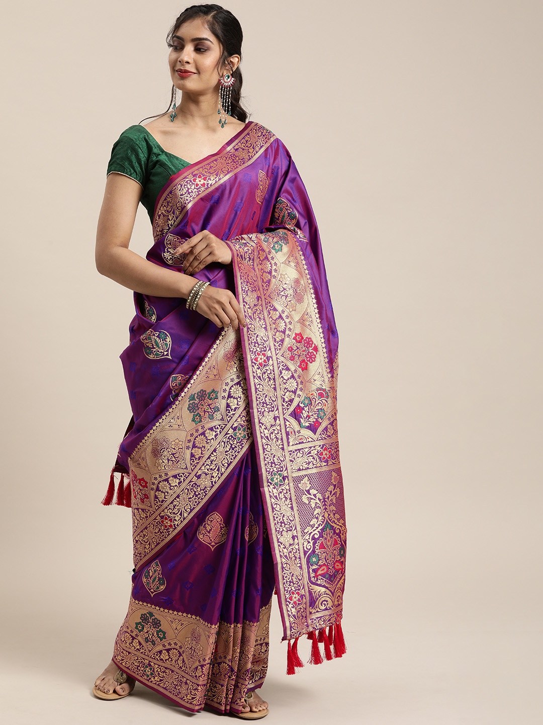 

VASTRANAND Purple & Gold-Toned Silk Blend Woven Design Kanjeevaram Saree