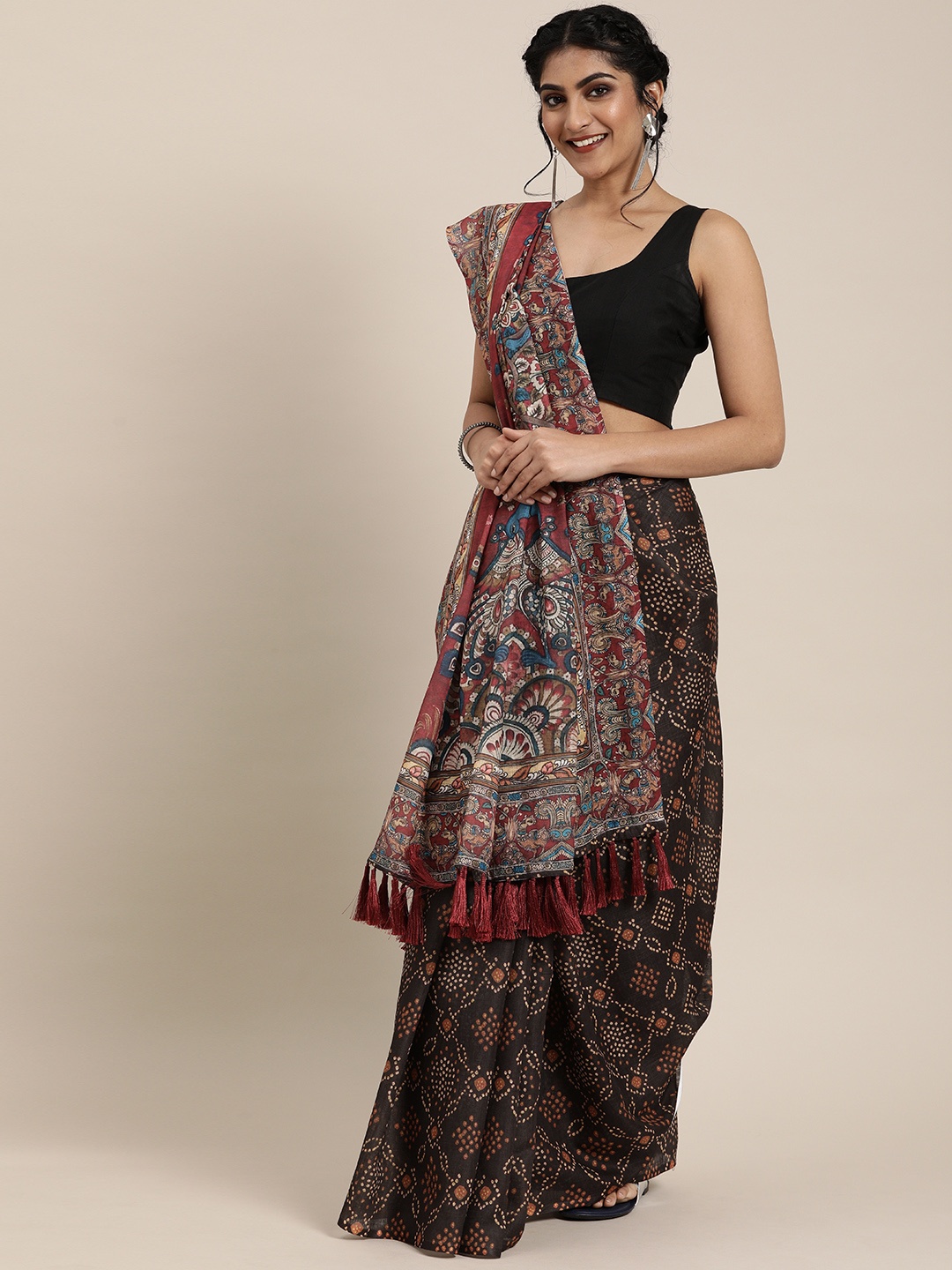 

VASTRANAND Black & Brown Linen Blend Printed Bandhani Celebrity Saree