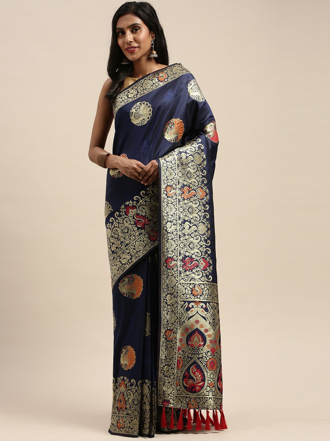

VASTRANAND Navy Blue & Gold-Toned Silk Blend Woven Design Kanjeevaram Saree