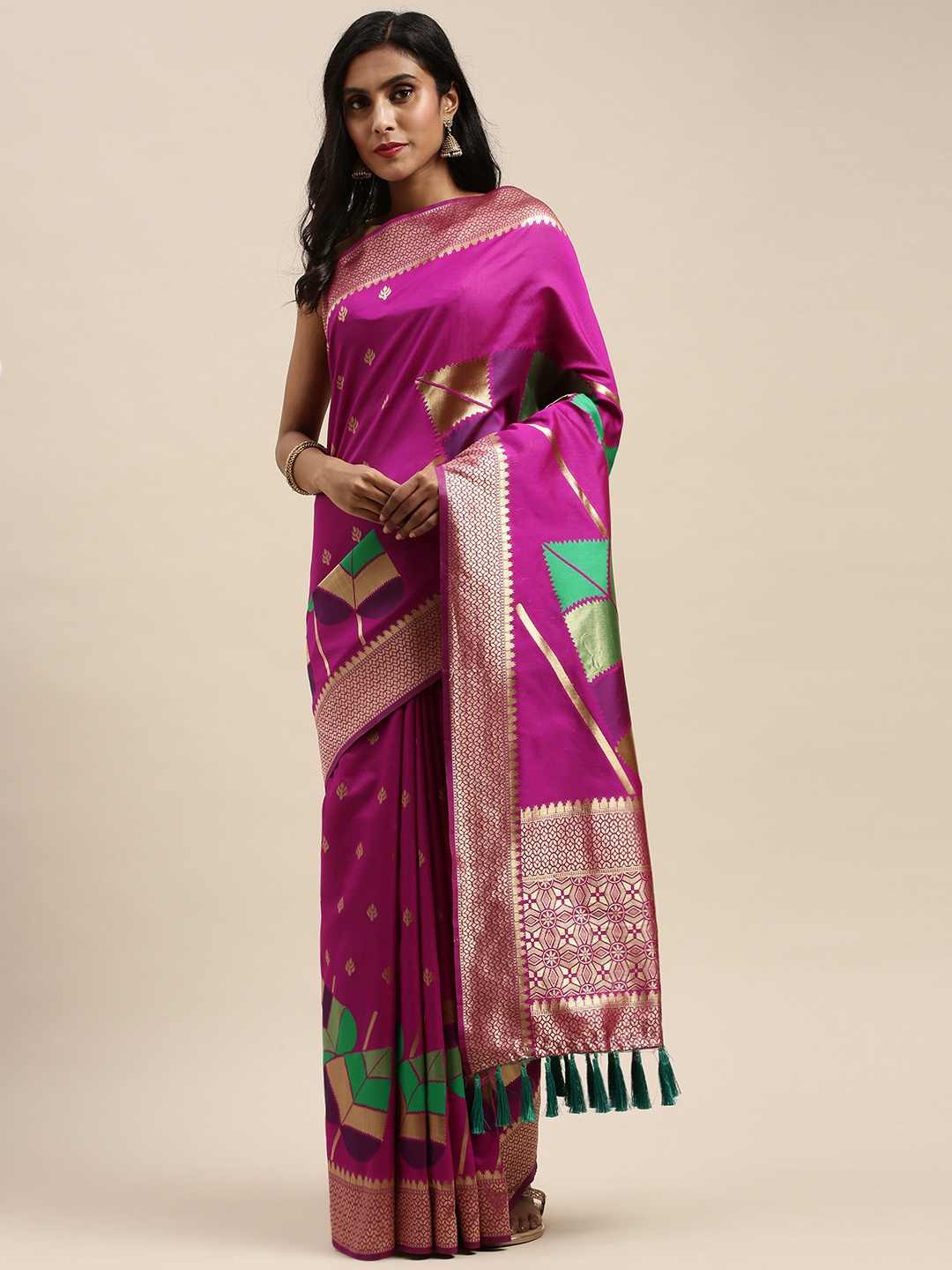 

VASTRANAND Magenta Pink & Gold-Toned Silk Blend Woven Design Banarasi Saree
