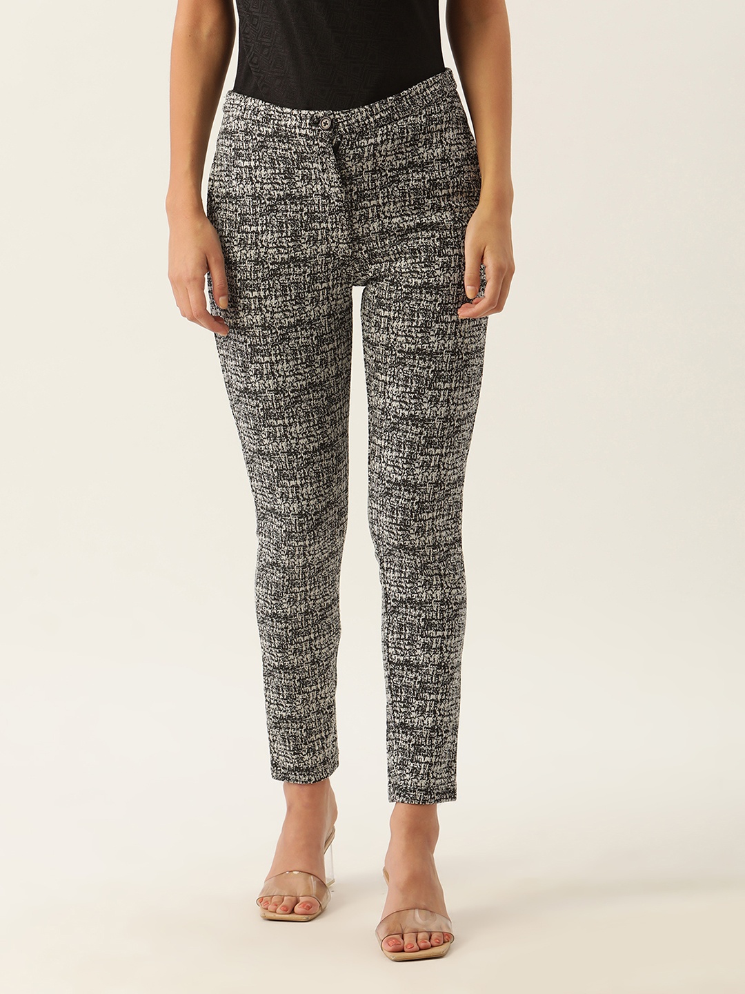 

ZOELLA Women Black & Off-White Regular Fit Printed Regular Trousers