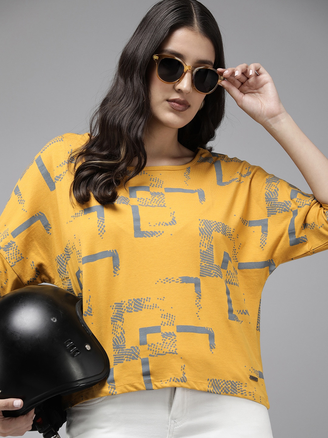 

The Roadster Life Co. Geometric Printed Drop-Shoulder Sleeves Casual T-shirt, Mustard